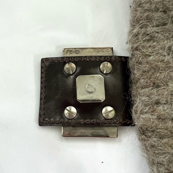 ✨SOLD✨ RARE Fendi Wool Cherry Blossom Baguette - Picture 10 of 13